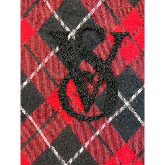Victoria’s Secret Plaid Holiday Red Tote VS Monogram Logo Bag Fleece NWT - Picture 3 of 7